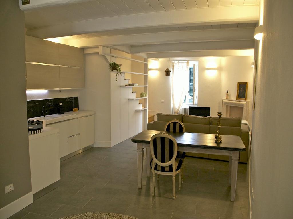 La Colombaia Nel Castello Apartment Брачано Стая снимка